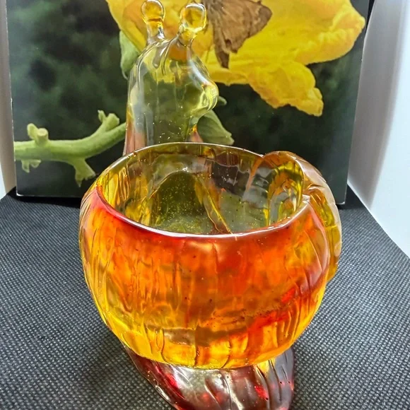 Vibrant Unique Resin Snail Sculpture - Picture 5 of 7